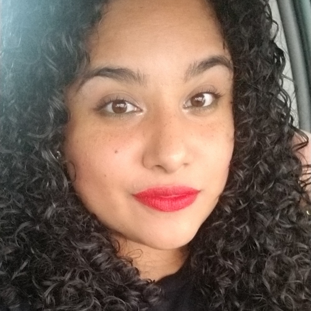 Meet your Posher, Stephanie